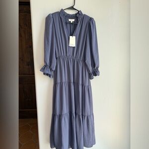 NWT Elan Tierd Satin Split Neck Women’s Maxi Dress